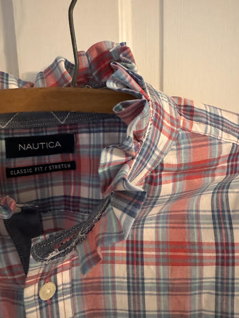 Ruffled-Collar Buttondown Shirt