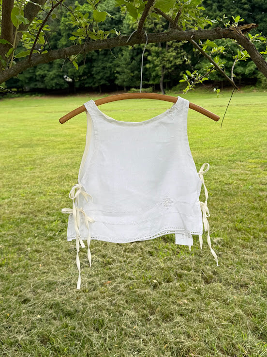 Handmade Vintage Linen & Quilt Top – Side-Tie Detail - XS